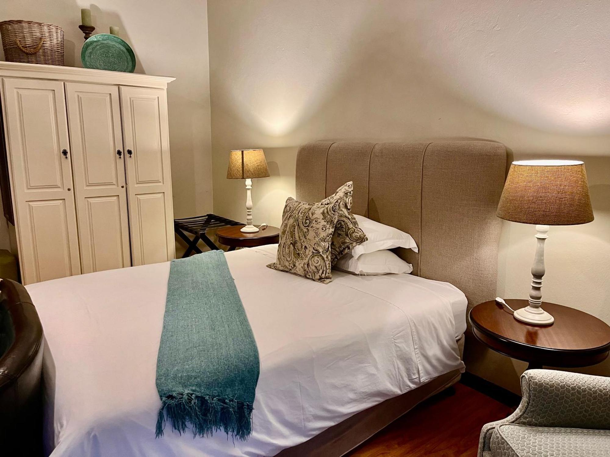 Dunvegan Execu Lodge Идънвейл Екстериор снимка