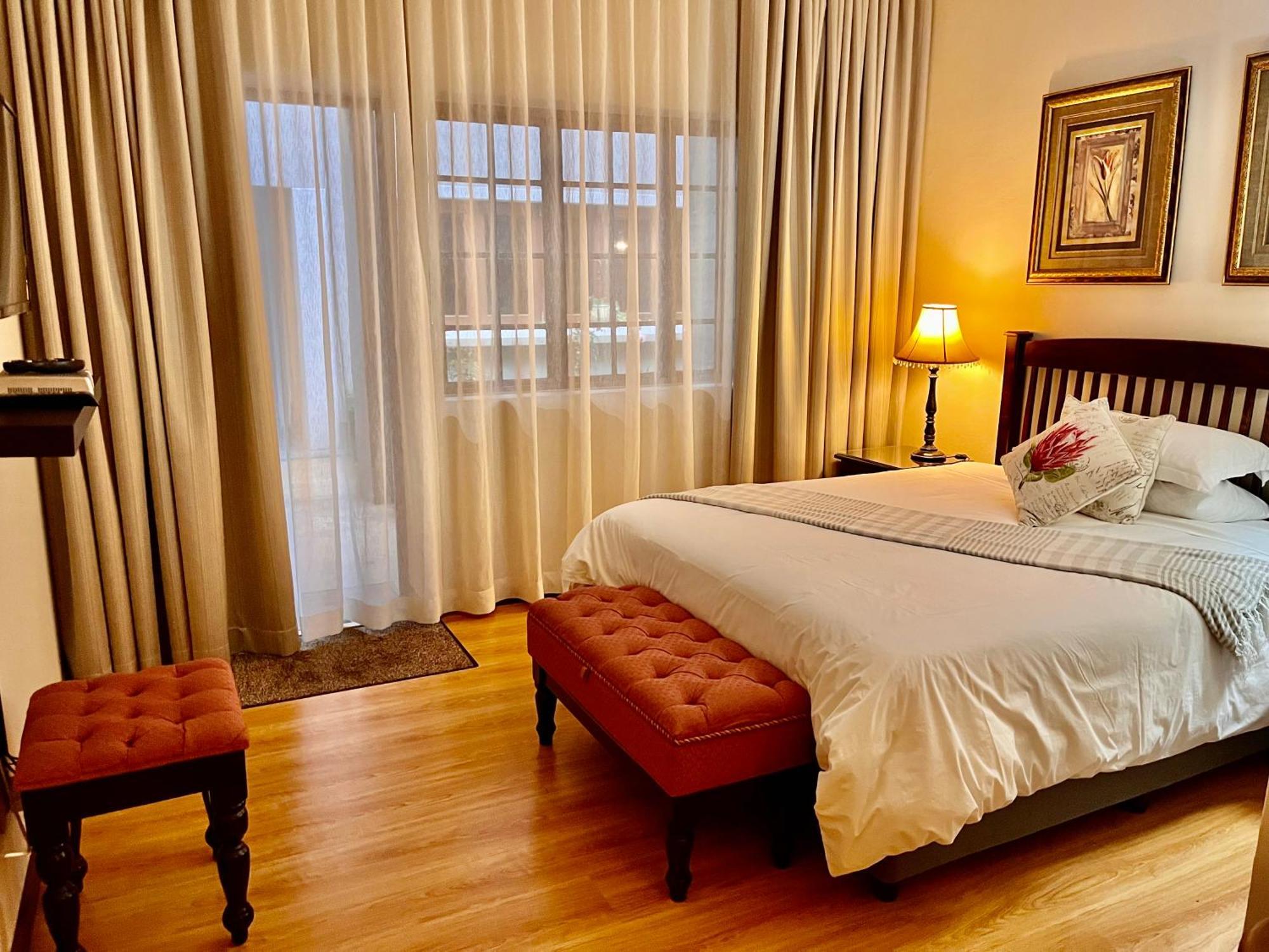 Dunvegan Execu Lodge Идънвейл Екстериор снимка